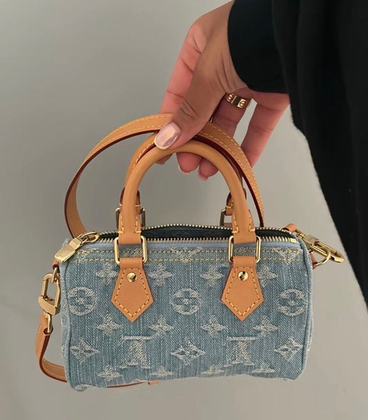 Sac Louis Vuitton Nano Speedy Bleu