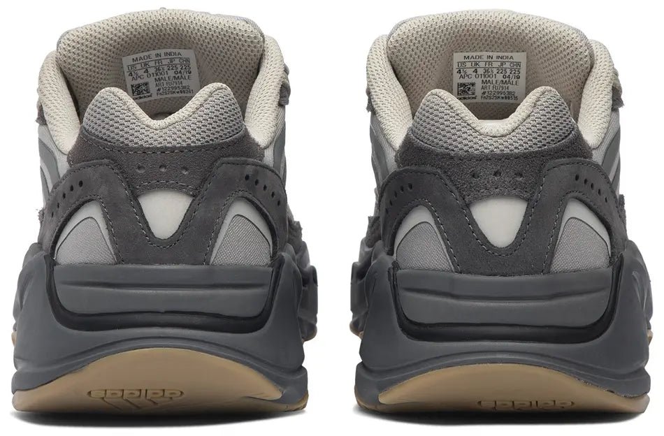 Yeezy  Boost 700 V2 Wave Runner Tephra