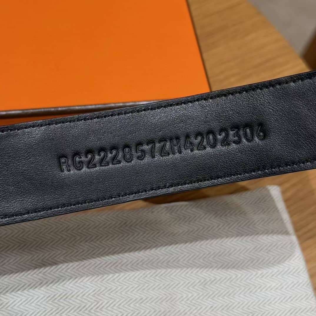 Sandales Chypre Hermès Noir Daim