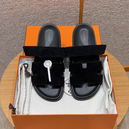 Sandales Chypre Hermès Noir Daim