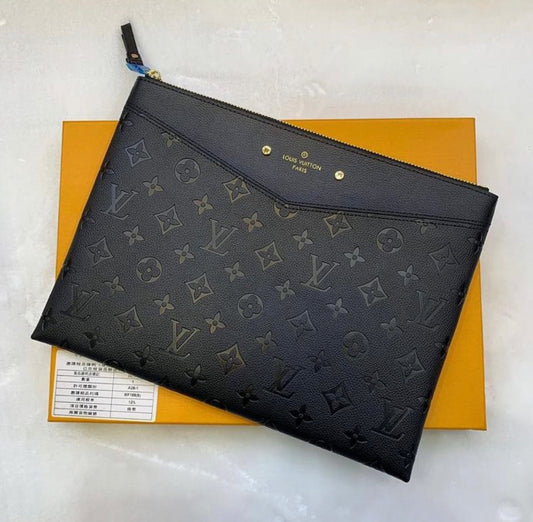Pochette Louis Vuitton Noir